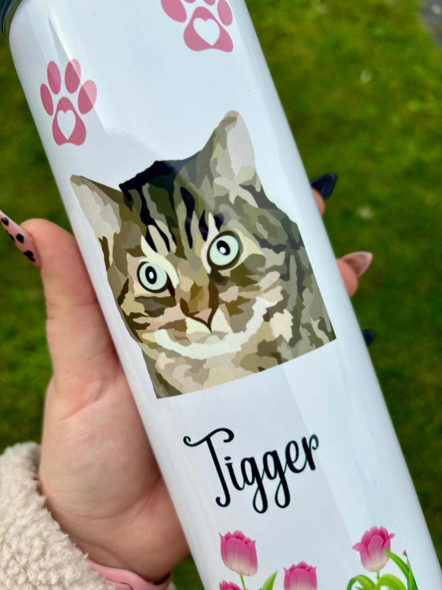 Custom pet portrait illustrated tumbler