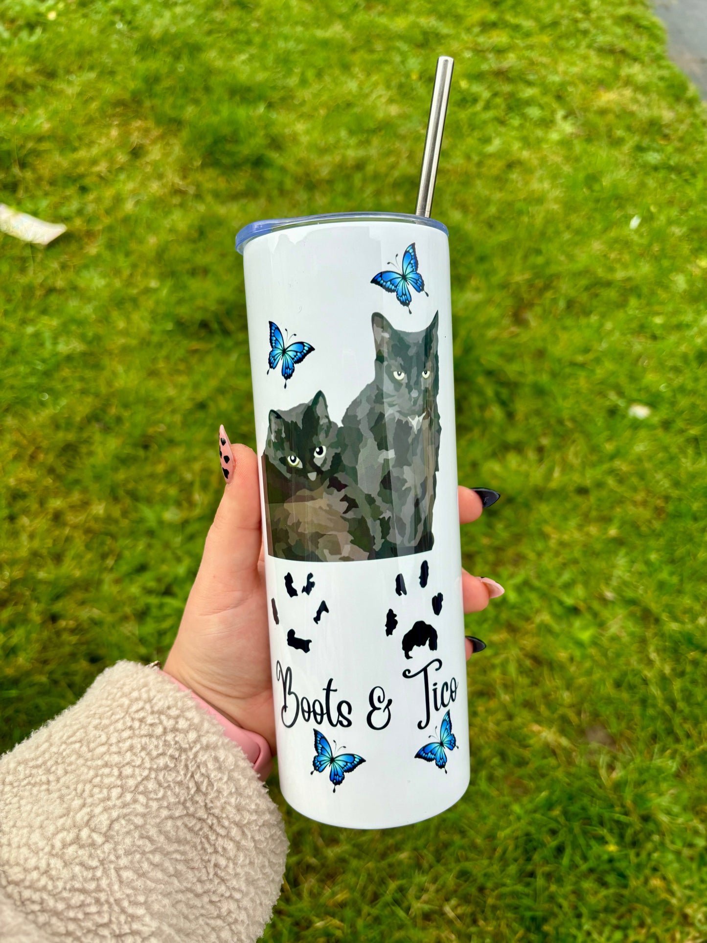 Custom pet portrait illustrated tumbler