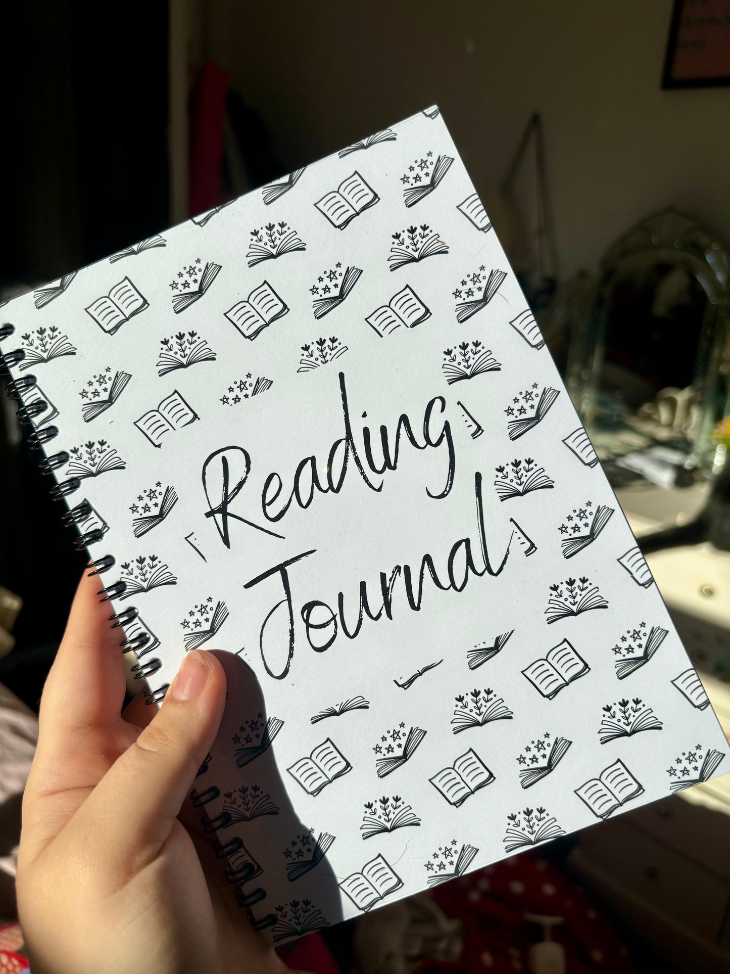 Reading journal 52 pages