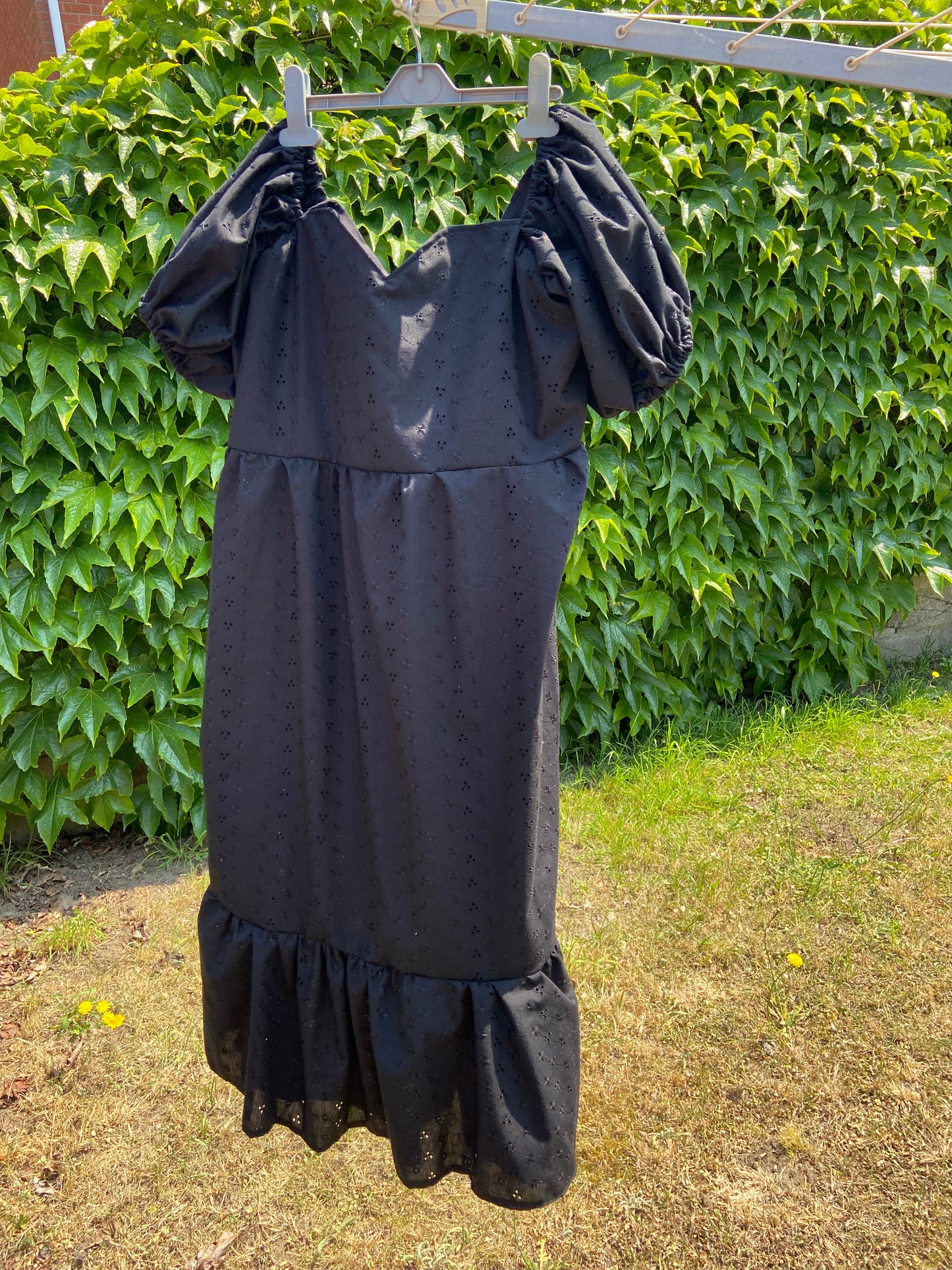 Broderie Anglais Black Sweetheart Maxi Dress