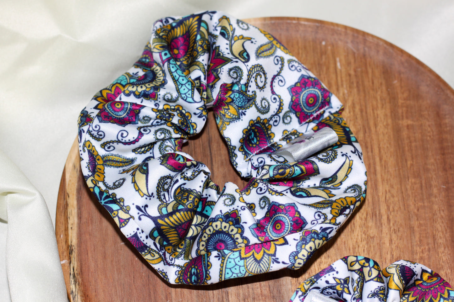 COTTON Paisley Scrunchie