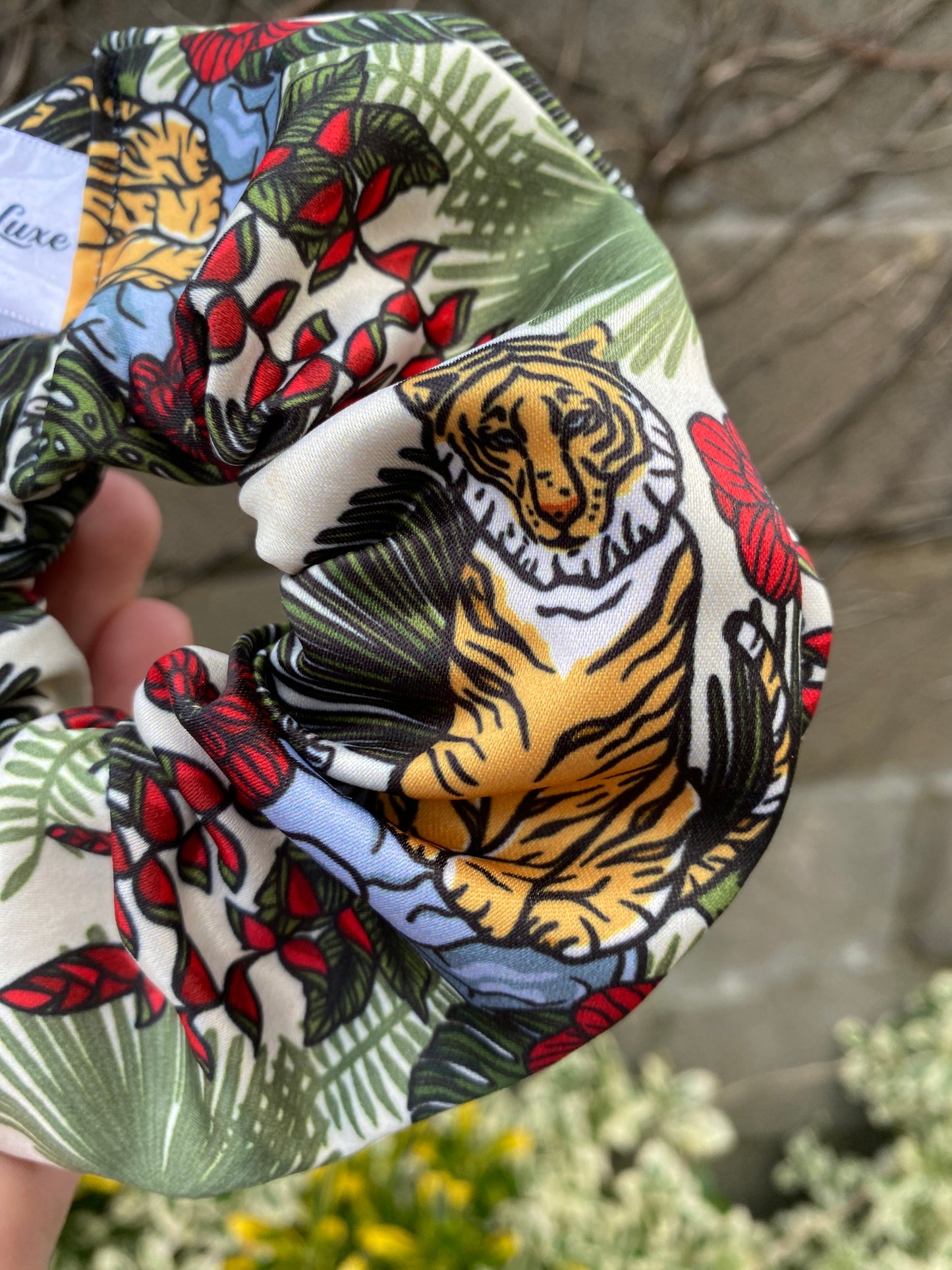 The Jungle premium duchess silk scrunchie