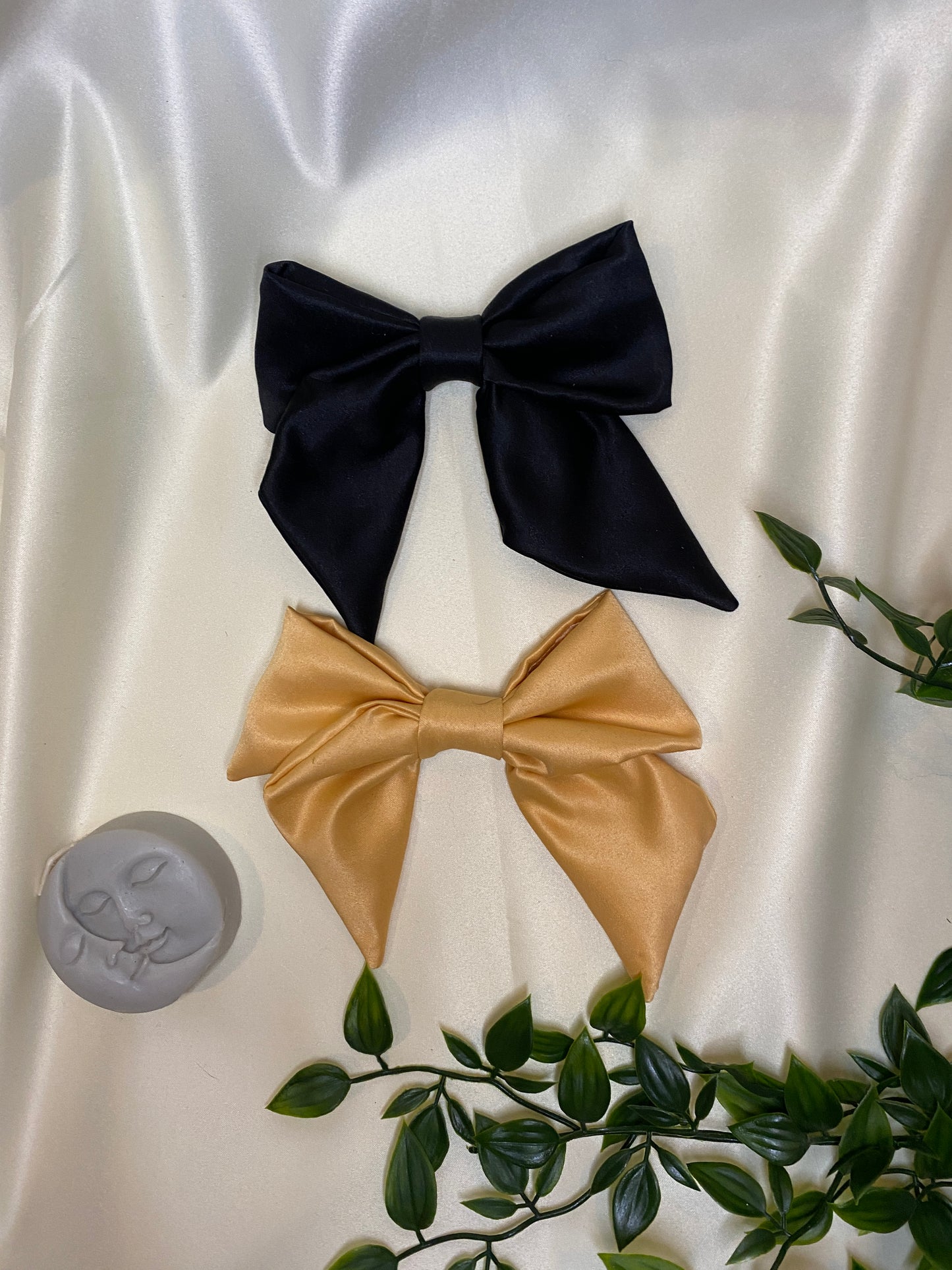 Honey Gold Sailor Bow