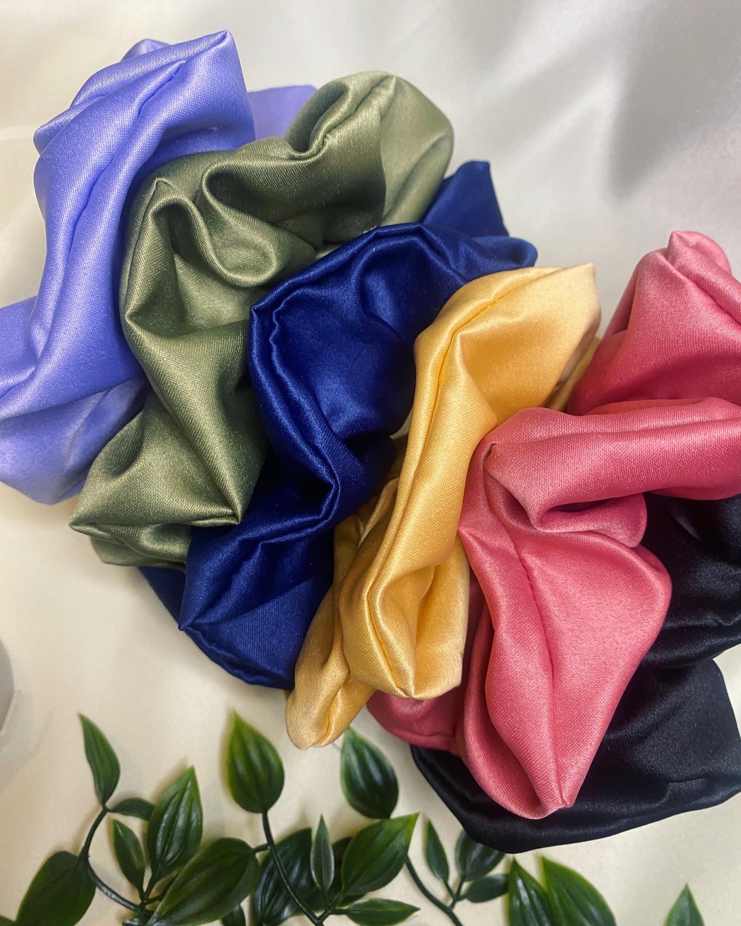 £10 Tuesday Deal! Two luxury duchess silk scrunchies