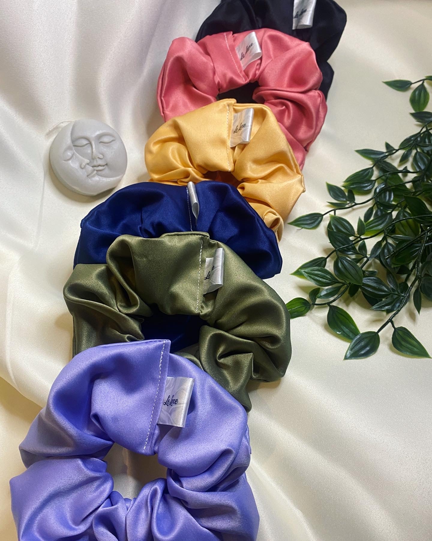 £10 Tuesday Deal! Two luxury duchess silk scrunchies