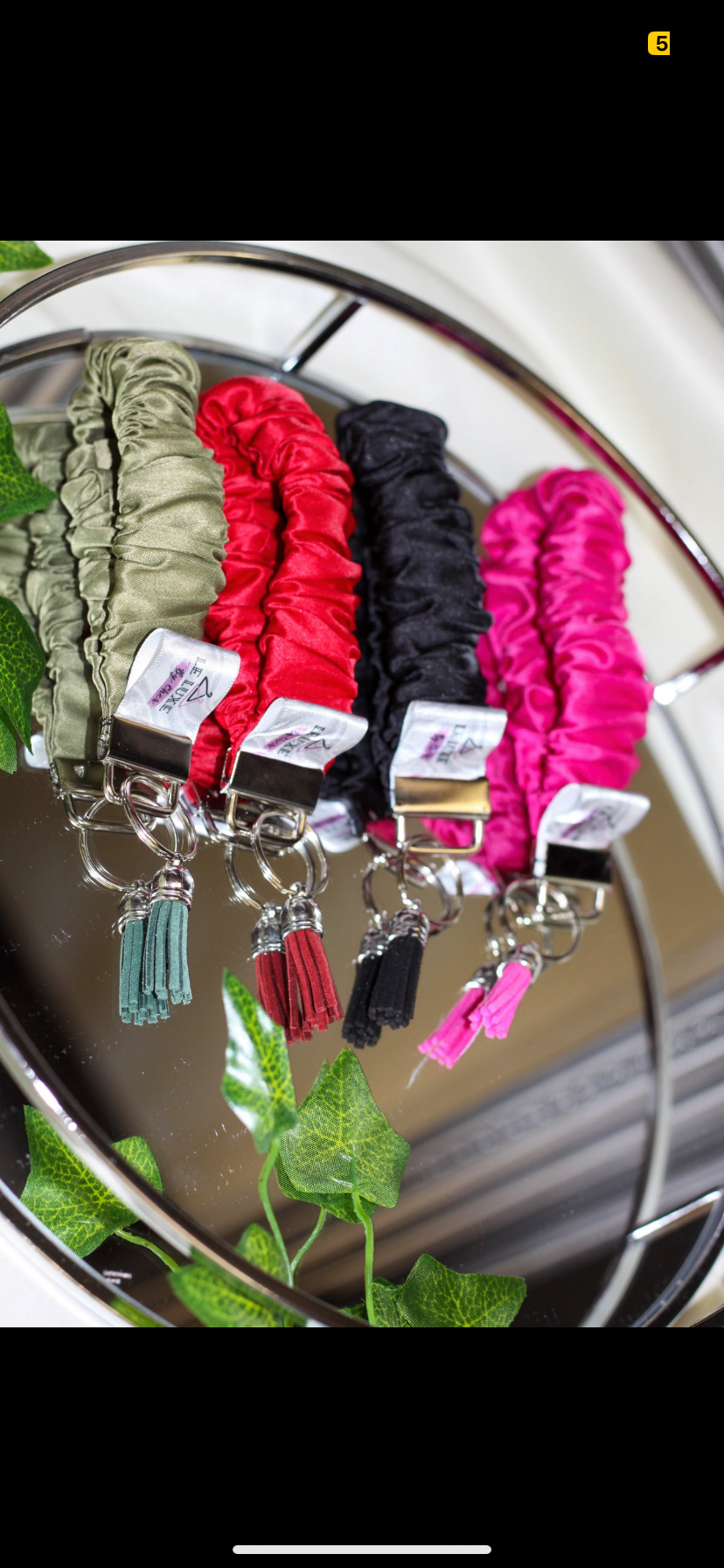 £10 Tuesday Deal! Two luxury duchess silk scrunchies wristlets