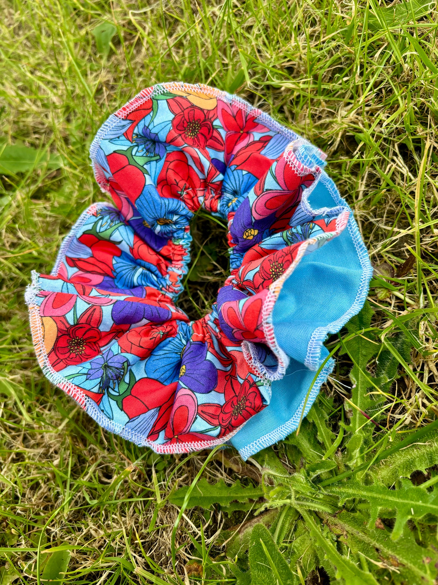 Double layered scrunchie - Floral Garden fabric