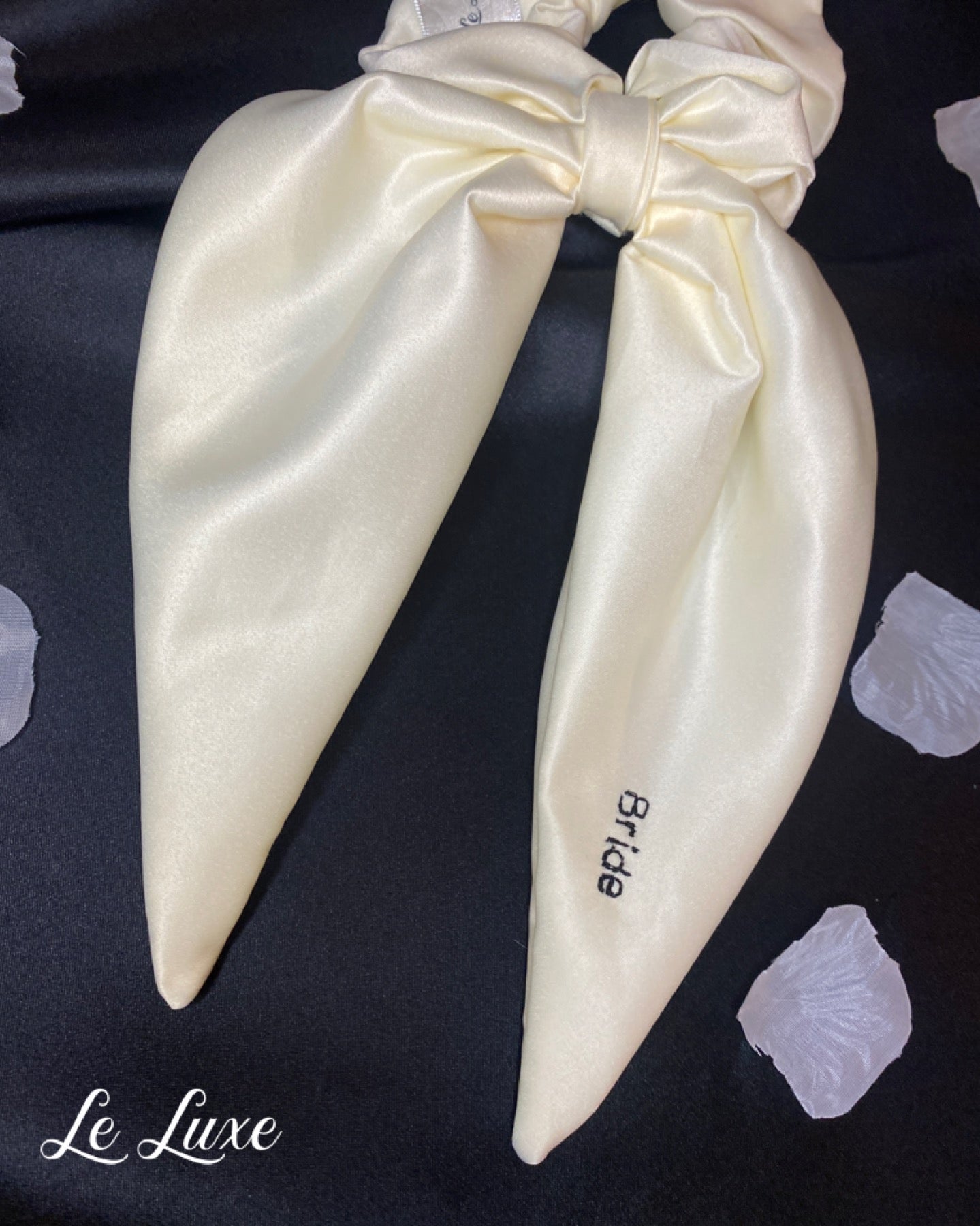 Bridal scarf scrunchie - Vanilla White premium luxury duchess silk