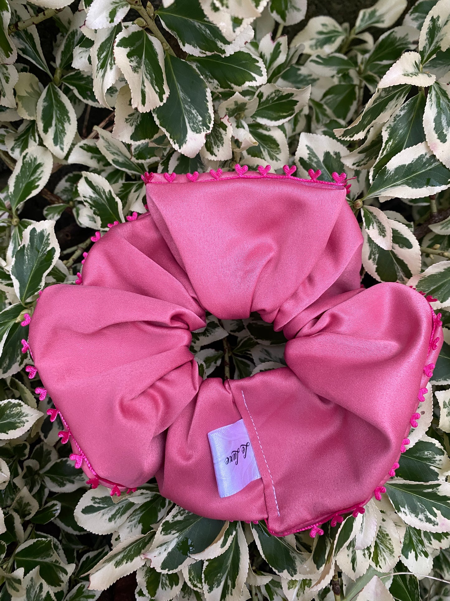Sweethearts dusky pink scrunchie