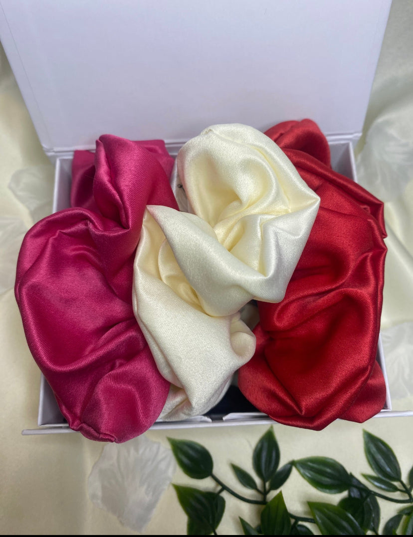 £10 Tuesday Deal! Two luxury duchess silk scrunchies